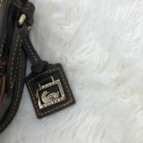 Vintage Dooney & Bourke Croco Embossed Leather Mini Crossbody - Picture 4 of 8